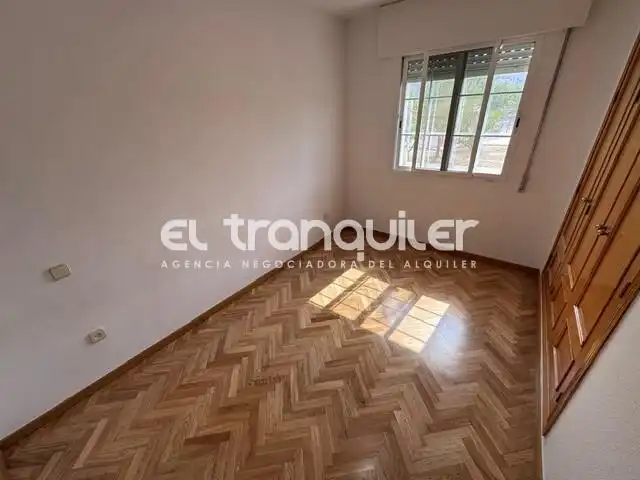 Villa con giardino in affitto a Calle De las hayas, imagen 28