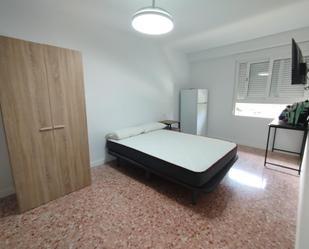 Pis per a compartir a  GRAN VIA, Los Ángeles, Rabasa - Los Ángeles - San Agustín, Alicante / Alacant