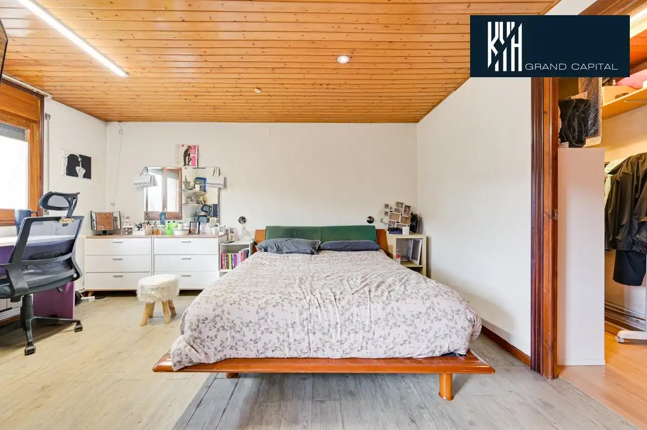 Habitación de Casa adosada en venta en Juià