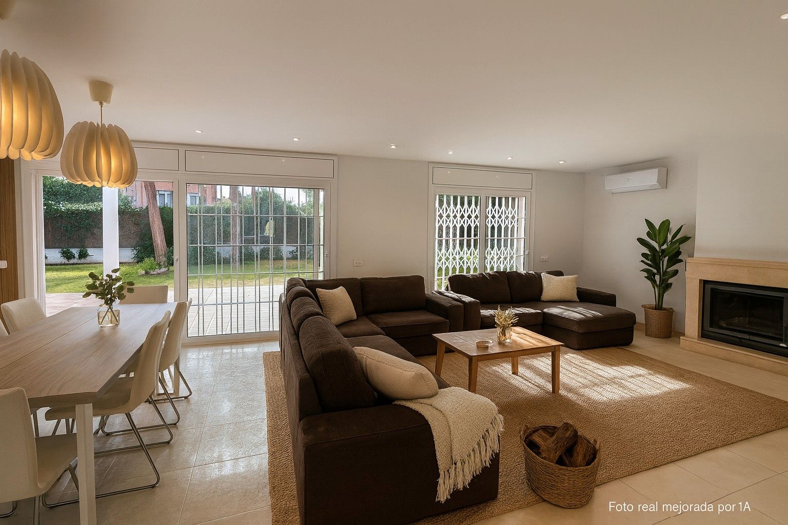 Sala d'estar de Casa o xalet de lloguer en Gavà amb Aire condicionat, Jardí privat i Moblat