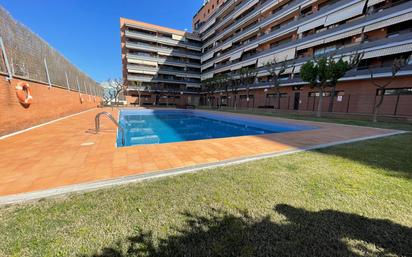 Swimming pool of Flat for sale in Cornellà de Llobregat  with Air Conditioner and Balcony