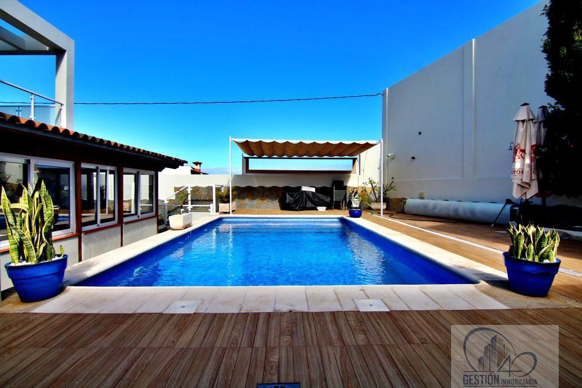 Swimming pool of Houses for sale in Puerto de la Cruz  with Terrace, Storage room and Swimming Pool