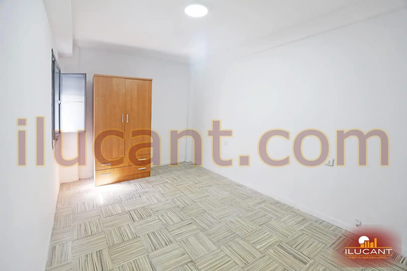 Àtic en venda en Alicante / Alacant amb Terrassa i Moblat