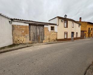 Exterior view of Country house for sale in Esguevillas de Esgueva  with Private garden, Terrace and Storage room