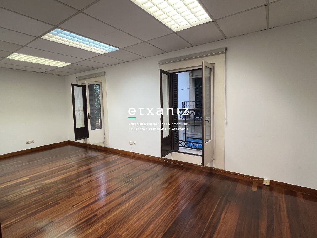 Office to rent in Donostia - San Sebastián 