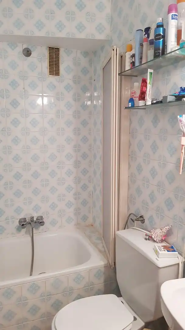 Bathroom of Apartments for sale in Lena  with Heating, Storage room and Furnished