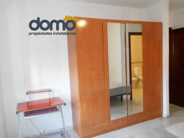 Flat for rent in Calle Emilia Pardo Bazán, Joaquina Eguaras