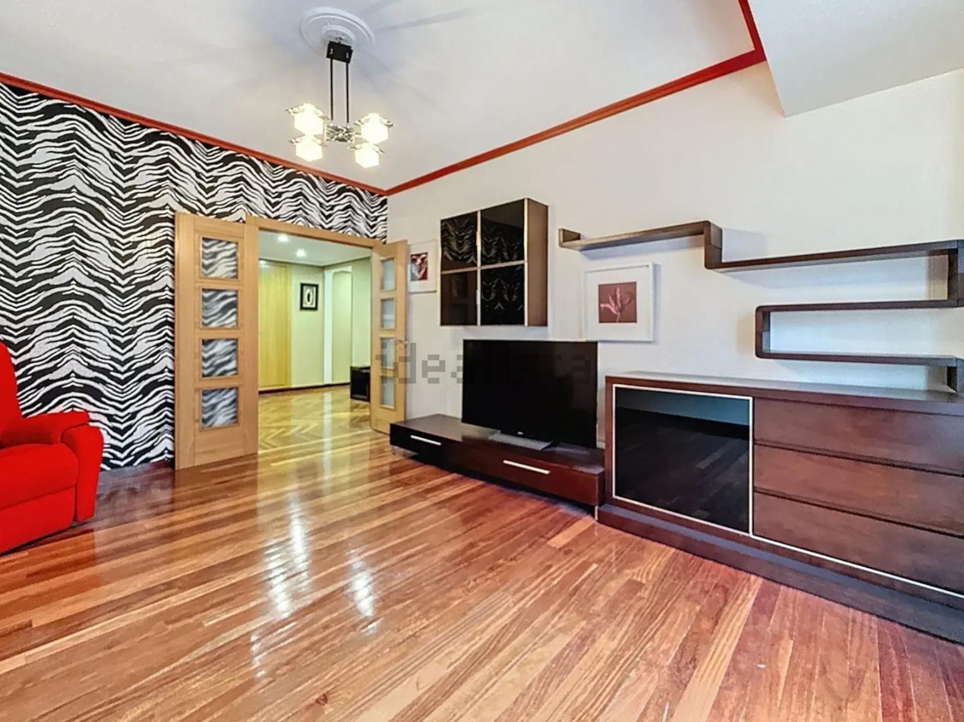 Living room of Flat for sale in Vitoria - Gasteiz  with Parquet flooring