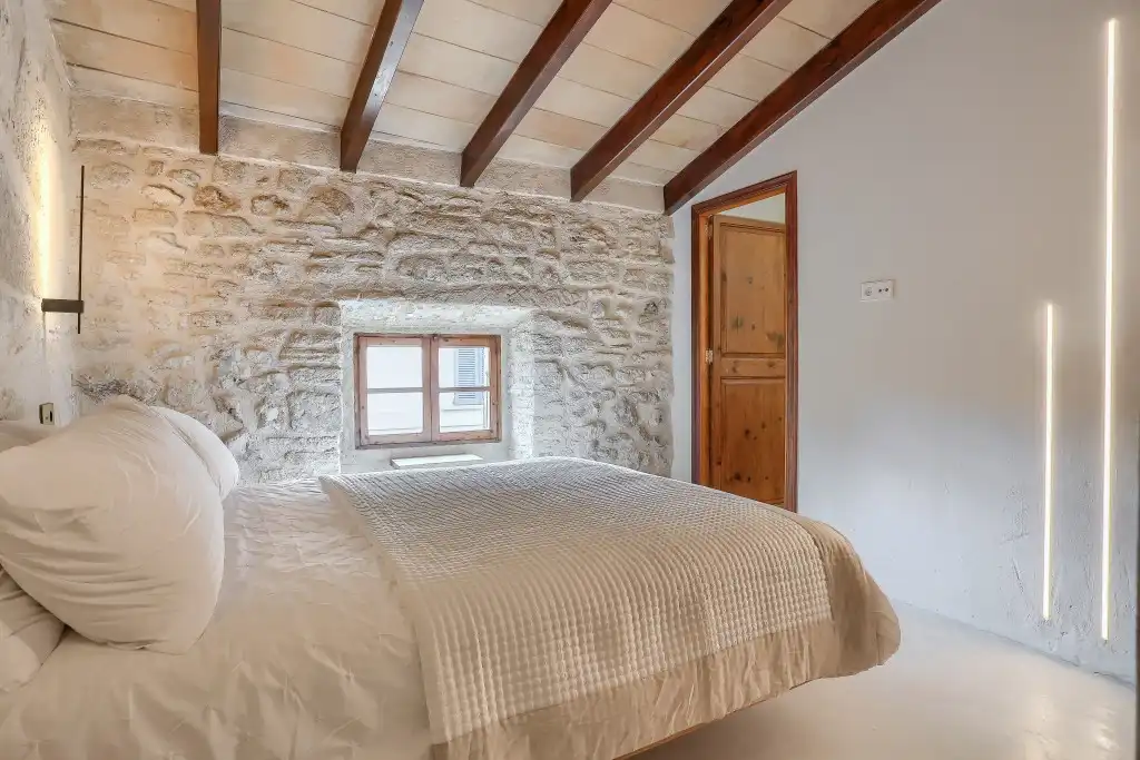 Dormitori de Casa adosada en venda en Pollença amb Aire condicionat, Terrassa i Moblat