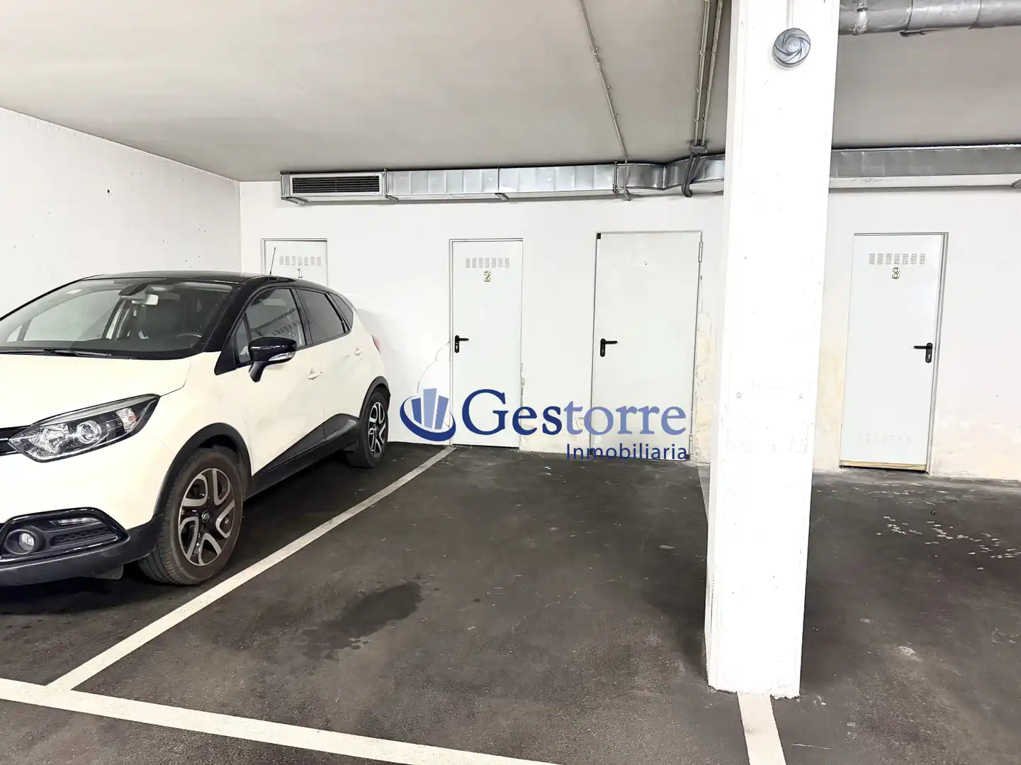 Parking of Flat for rent in Oviedo   with Heating and Furnished
