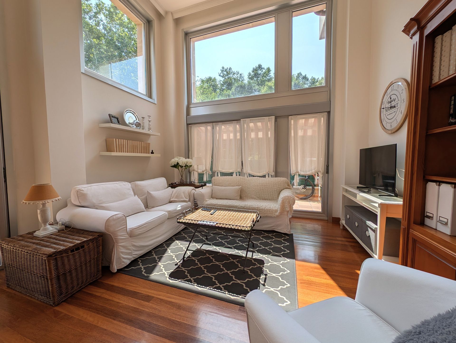 Living room of Flat for sale in Usurbil  with Heating, Terrace and Storage room