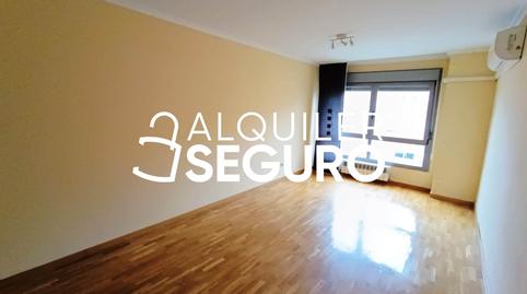 Photo 4 of Flat to rent in Pintor Antonio Lopez, Tenería I – La Tenería II, Pinto