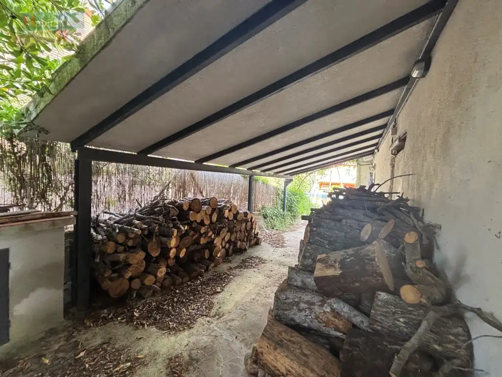 Terrassa de Casa o xalet en venda en La Bisbal del Penedès amb Moblat i Forn