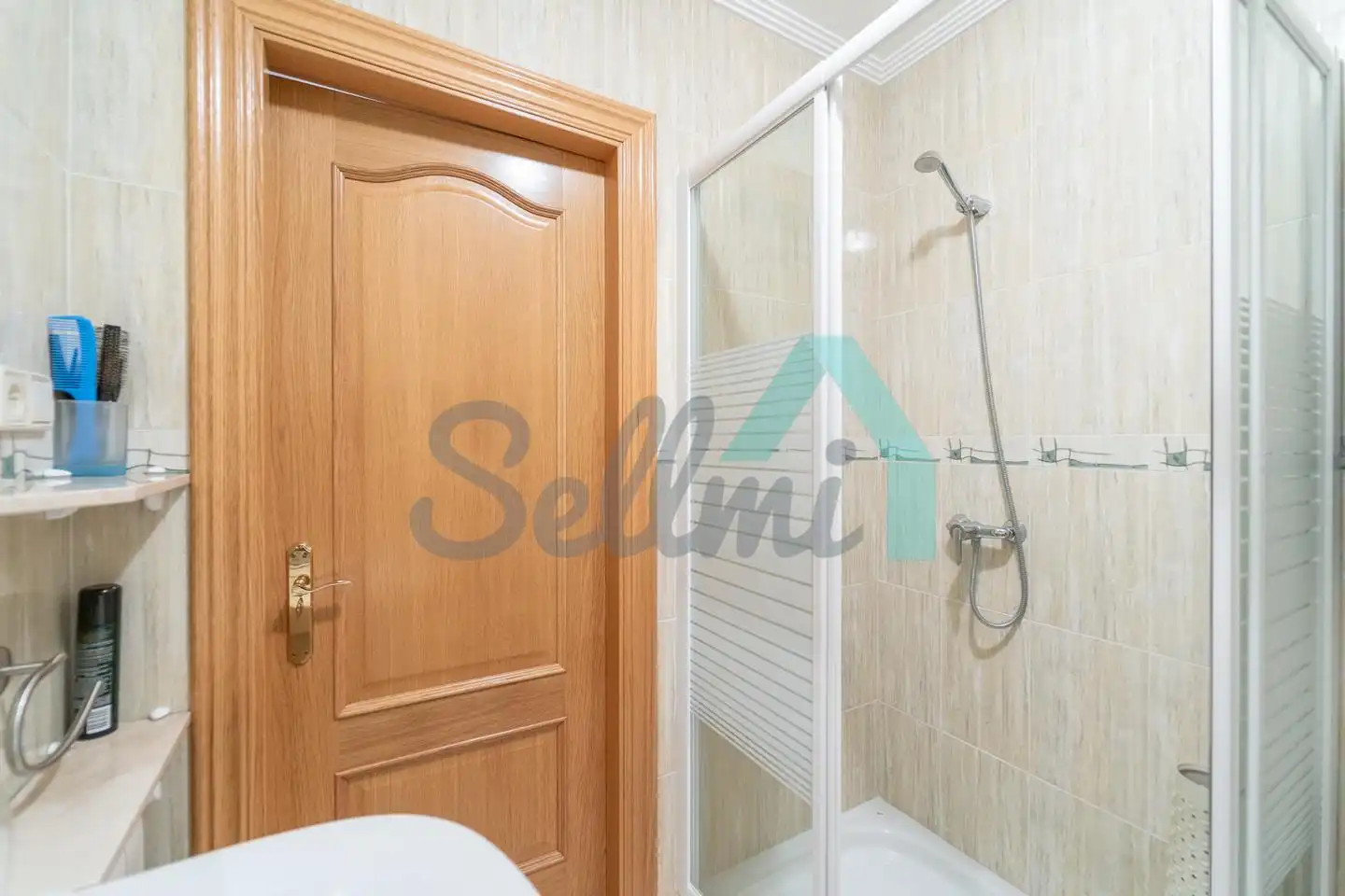 Baño de Piso en venta en Tineo con Calefacción, Parquet y Trastero