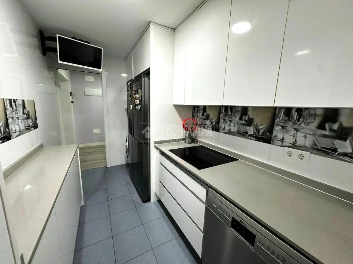 Cocina de Piso en venta en Parla con Aire acondicionado, Parquet y Amueblado