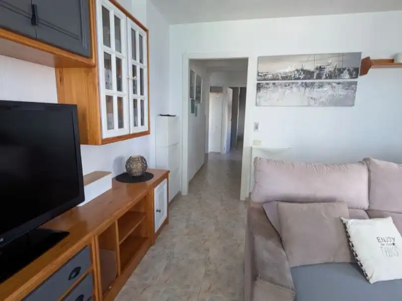Sala de estar de Apartamento de alquiler en Benicasim / Benicàssim con Calefacción, Trastero y Amueblado