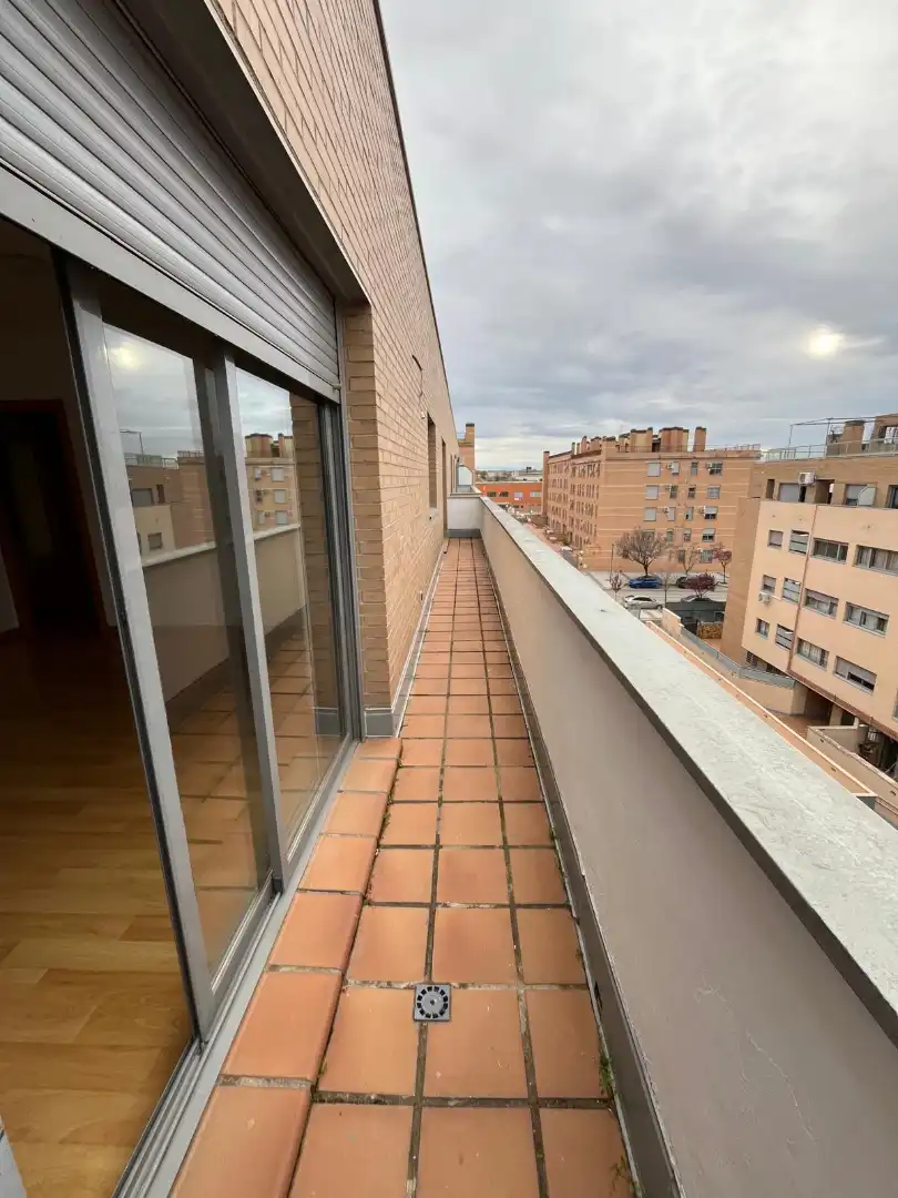 Terraza de Ático en venta en Arganda del Rey con Calefacción, Parquet y Terraza