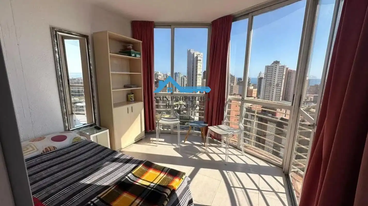 Flat with pool for sale in Juzgados - Plaza de Toros