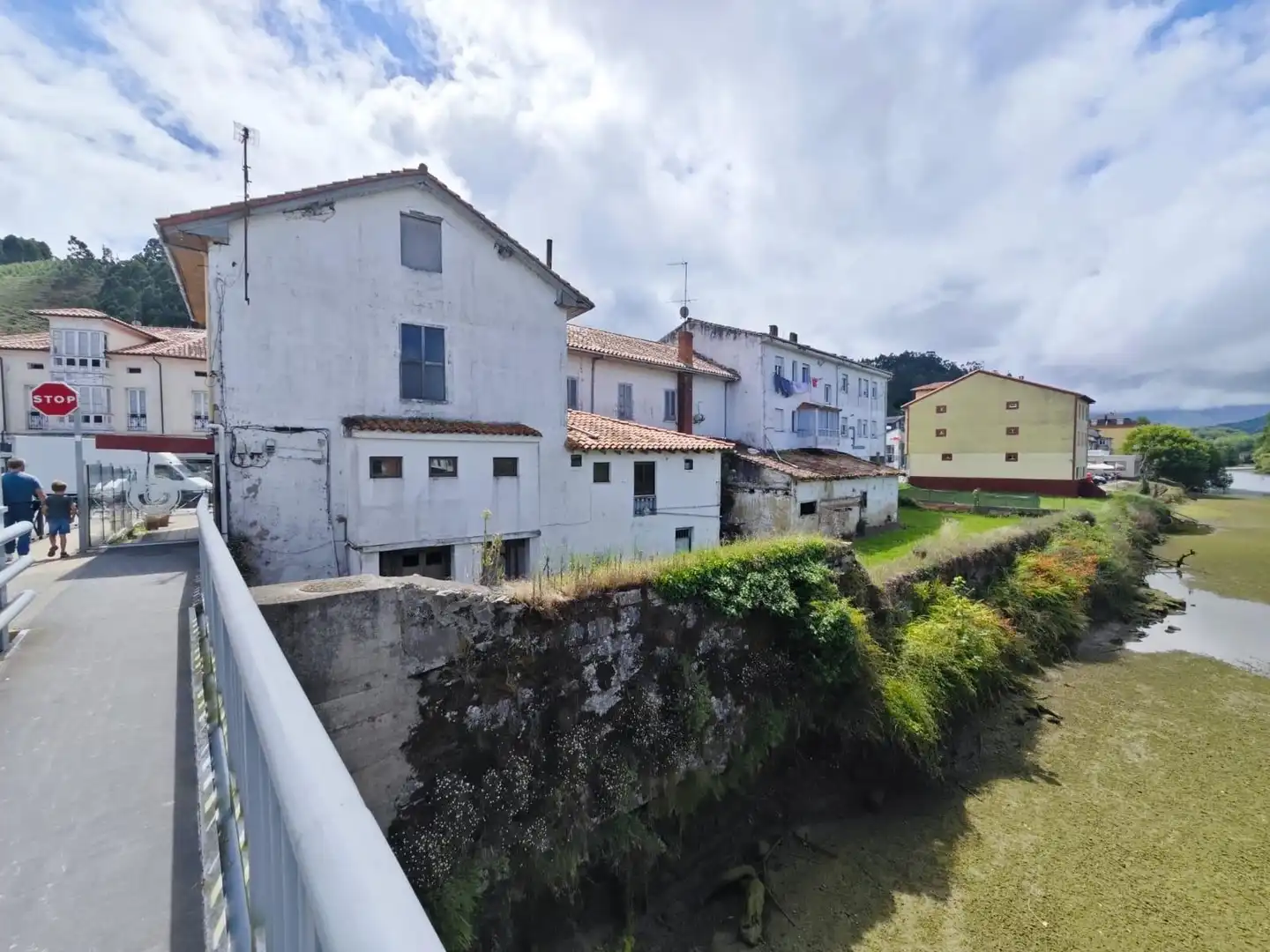 Exterior view of Buildings for sale in Val de San Vicente 
