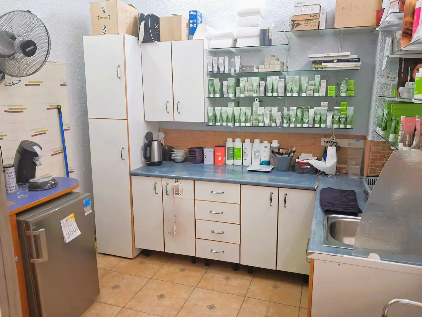 Küche von Geschaftsraum zur Miete in Villajoyosa / La Vila Joiosa mit Klimaanlage