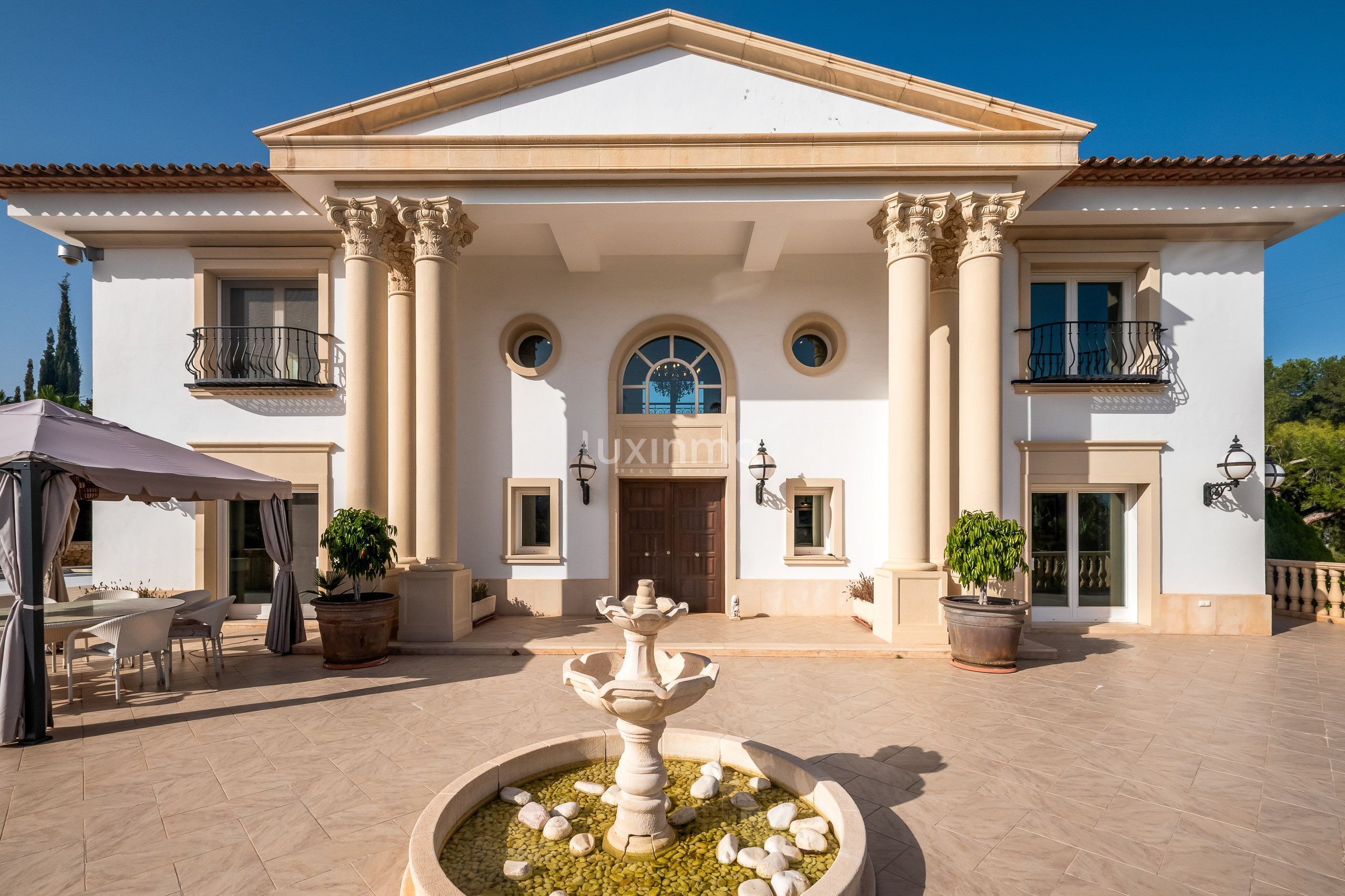 Vista exterior de Casa o xalet en venda en Altea amb Aire condicionat, Calefacció i Terrassa