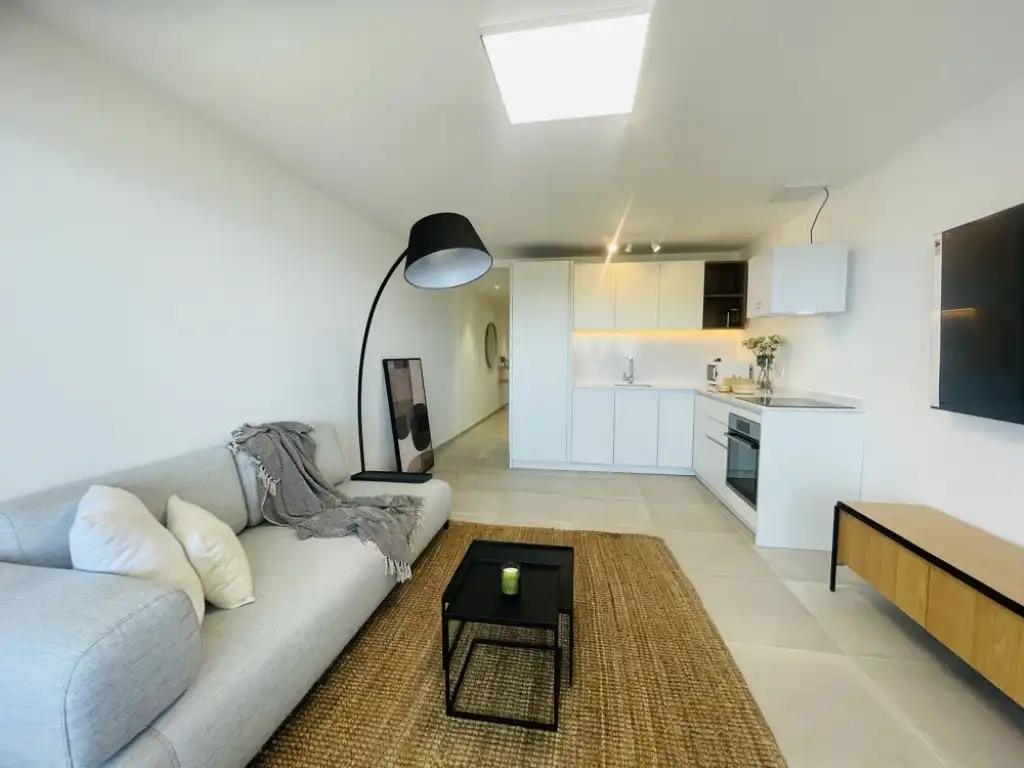 Sala d'estar de Apartament de lloguer en Calvià amb Aire condicionat, Terrassa i Moblat