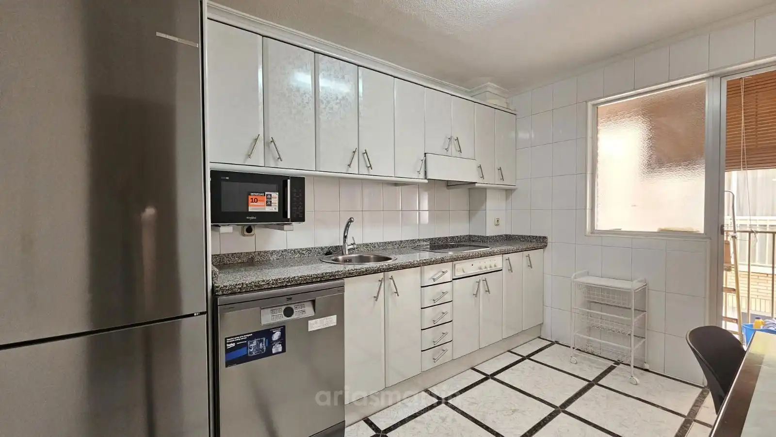 Kitchen of Flat for rent in Salamanca  with Heating, Terrace and Furnished