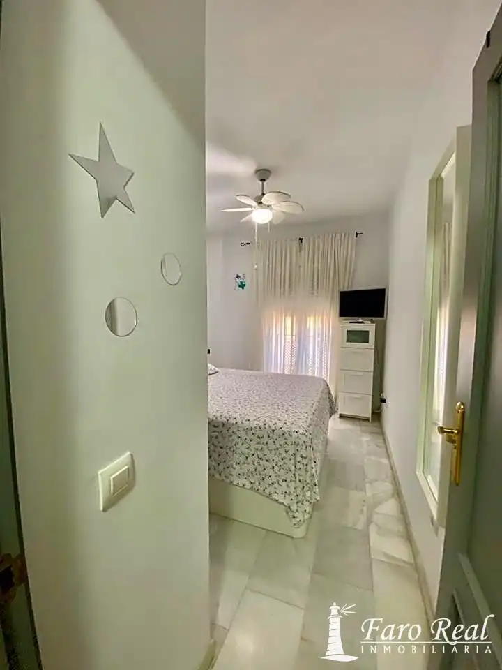 Habitación de Apartamento de alquiler en Sanlúcar de Barrameda con Aire acondicionado, Terraza y Amueblado