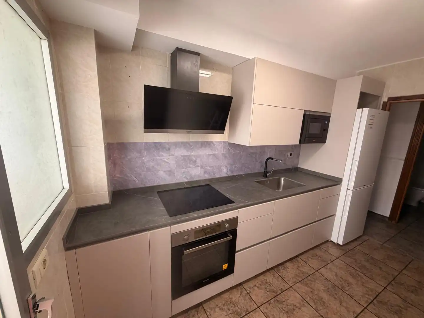 Küche von Wohnung zum Verkauf in Sagunto / Sagunt mit Möbliert, Ofen und Waschmaschine