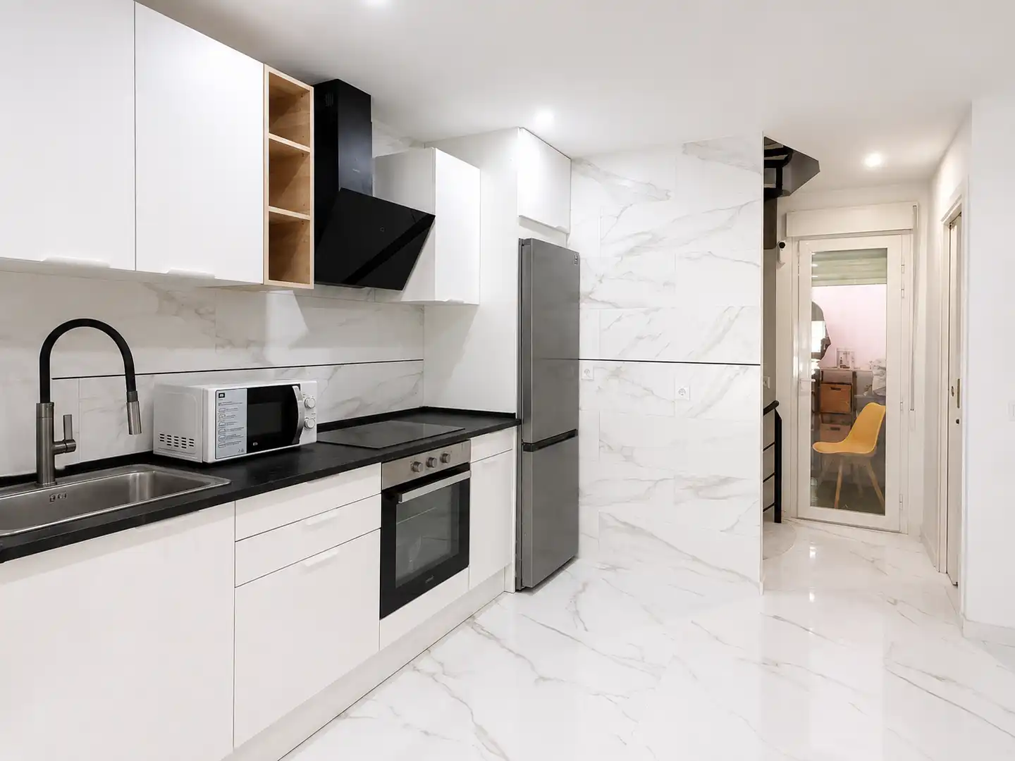Cocina de Casa o chalet en venta en Alicante / Alacant con Aire acondicionado, Calefacción y Terraza