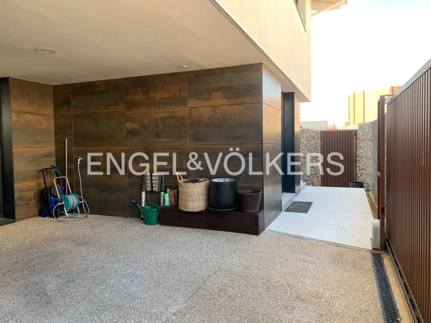 Terraza de Casa adosada de alquiler en Boadilla del Monte con Aire acondicionado, Calefacción y Jardín privado