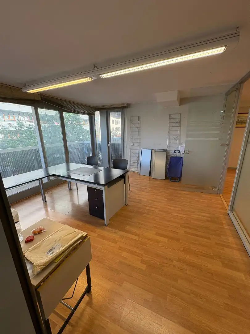 Oficina de lloguer en Girona amb Terrassa