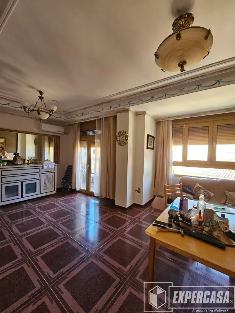 Piso en venta en Manuel