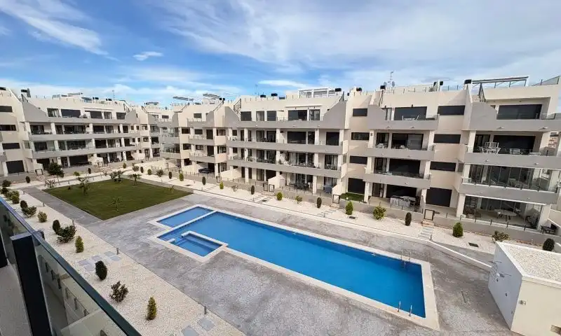 Apartament amb piscina en venda a Calle Calle Cilantro, imagen 4