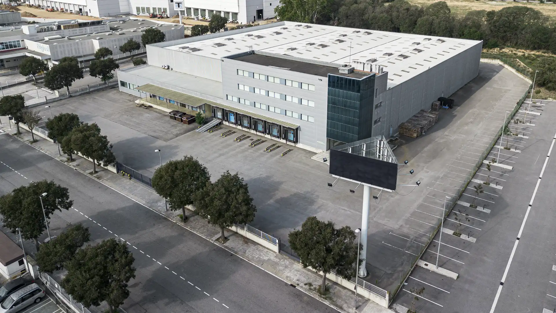 Nave industrielle avec ascenseur à louer à Carrer de Can Cabanyes 50
