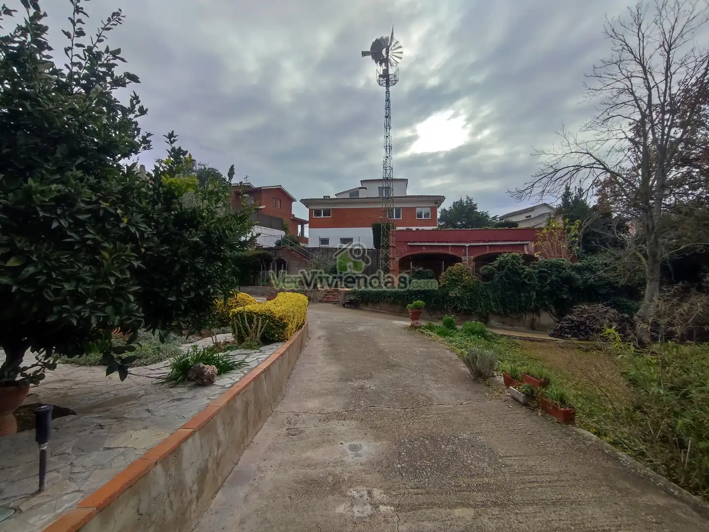 Vista exterior de Casa o xalet en venda en La Palma de Cervelló amb Calefacció, Jardí privat i Terrassa