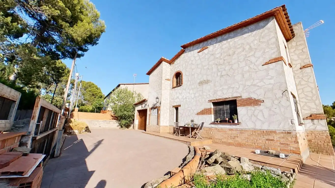 Vista exterior de Casa o chalet en venta en Castellbell i el Vilar con Aire acondicionado y Amueblado