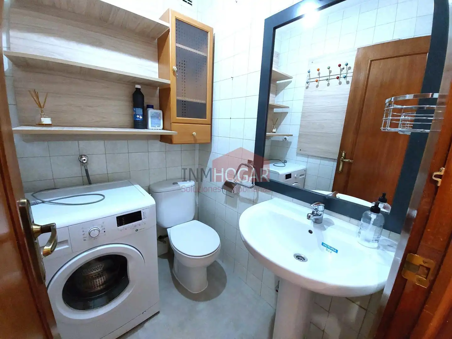 Baño de Piso en venta en Ávila con Calefacción, Terraza y Trastero