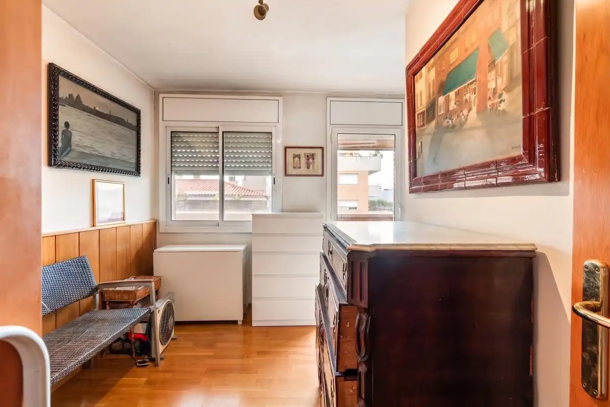 Habitación de Dúplex en venta en Sant Joan Despí con Aire acondicionado y Calefacción