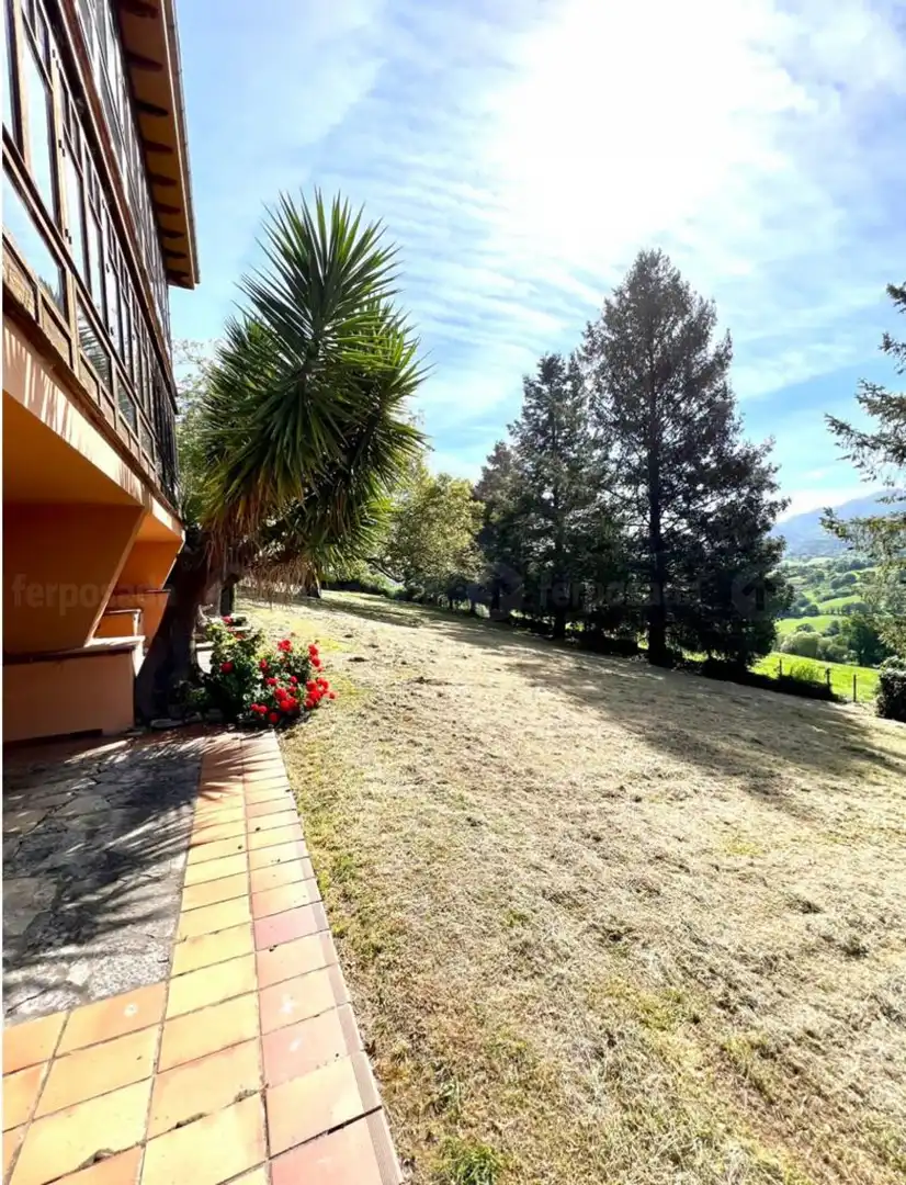 Jardín de Casa o chalet en venta en Piloña con Calefacción y Jardín privado