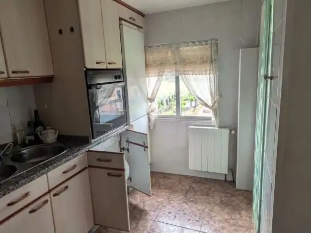 Cuina de Casa adosada en venda en Monforte de Lemos, Lugo