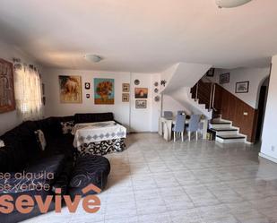 Sala d'estar de Casa adosada en venda en Tacoronte amb Terrassa i Piscina