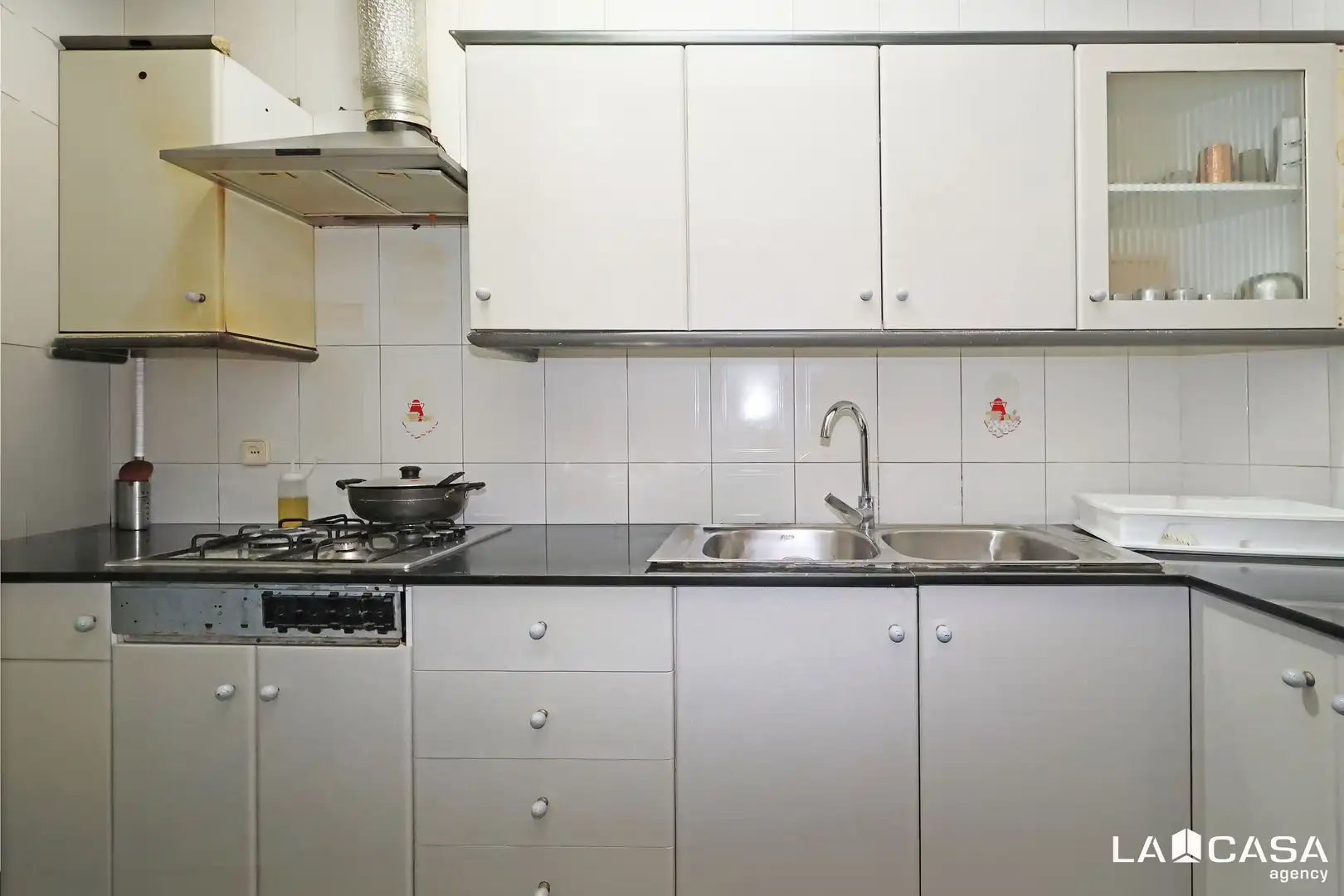 Cocina de Piso en venta en Barcelona con Balcón