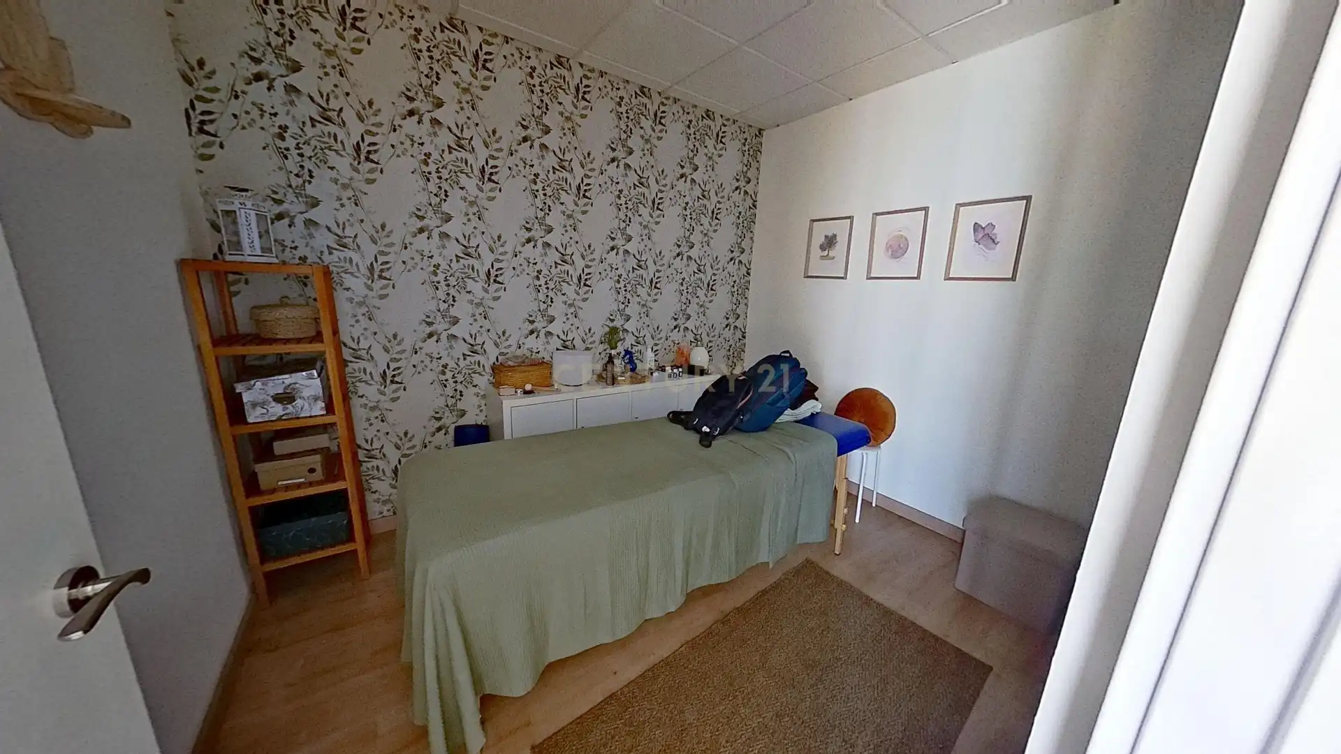 Habitación de Local en venta en Málaga