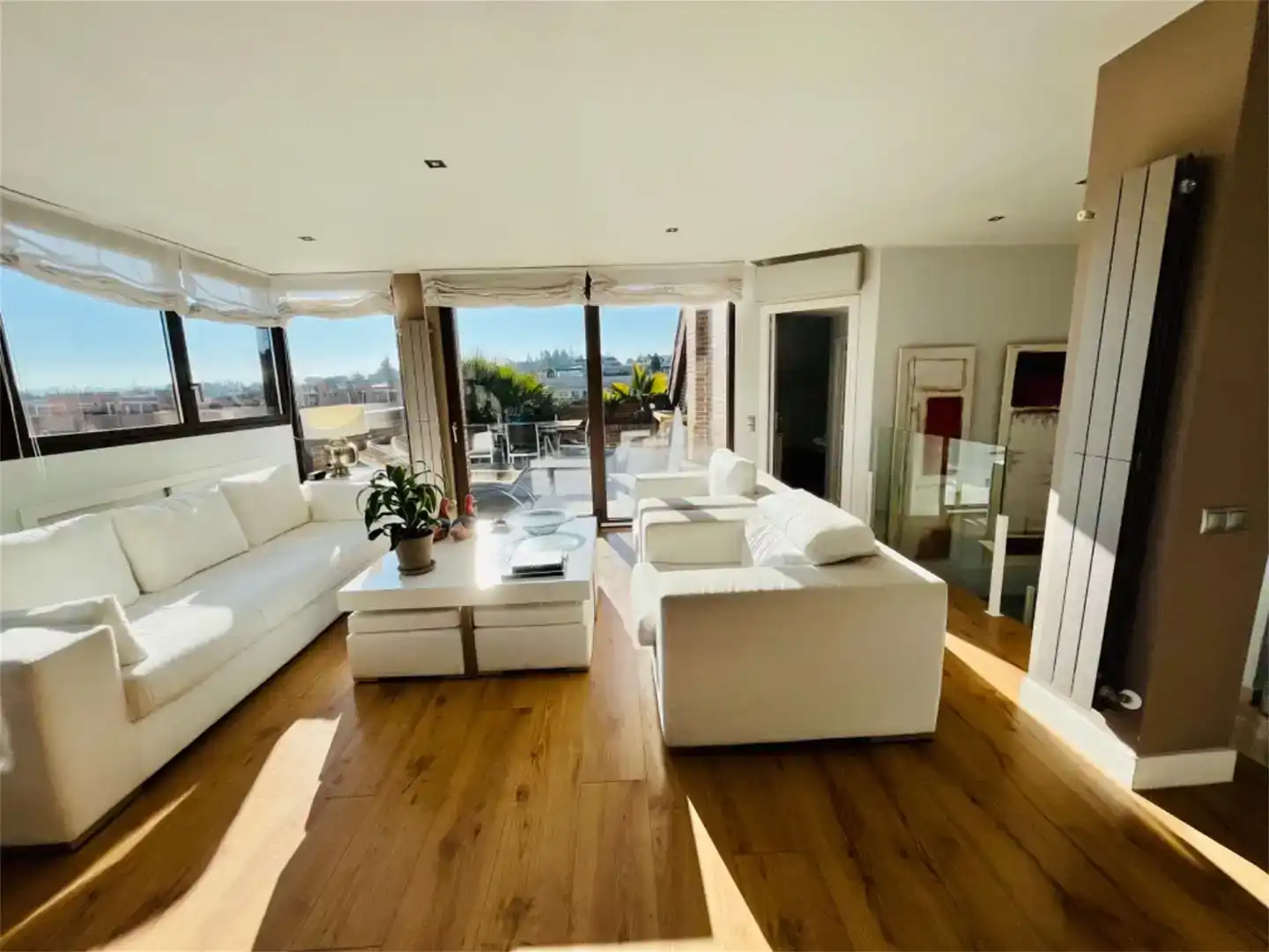 Sala de estar de Dúplex en venta en Madrid con Aire acondicionado y Piscina