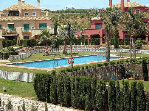 Swimming pool of Single-family semi-detached to rent in Sotogrande  with Air Conditioner, Heating and Private garden