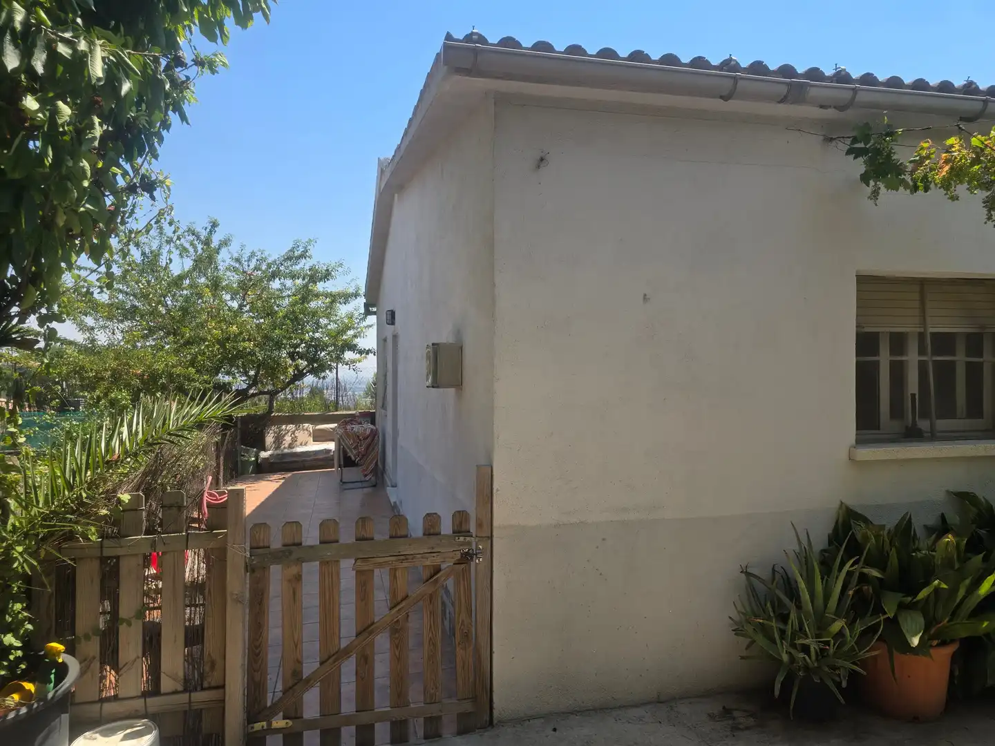 Vista exterior de Edificio en venta en Terrassa