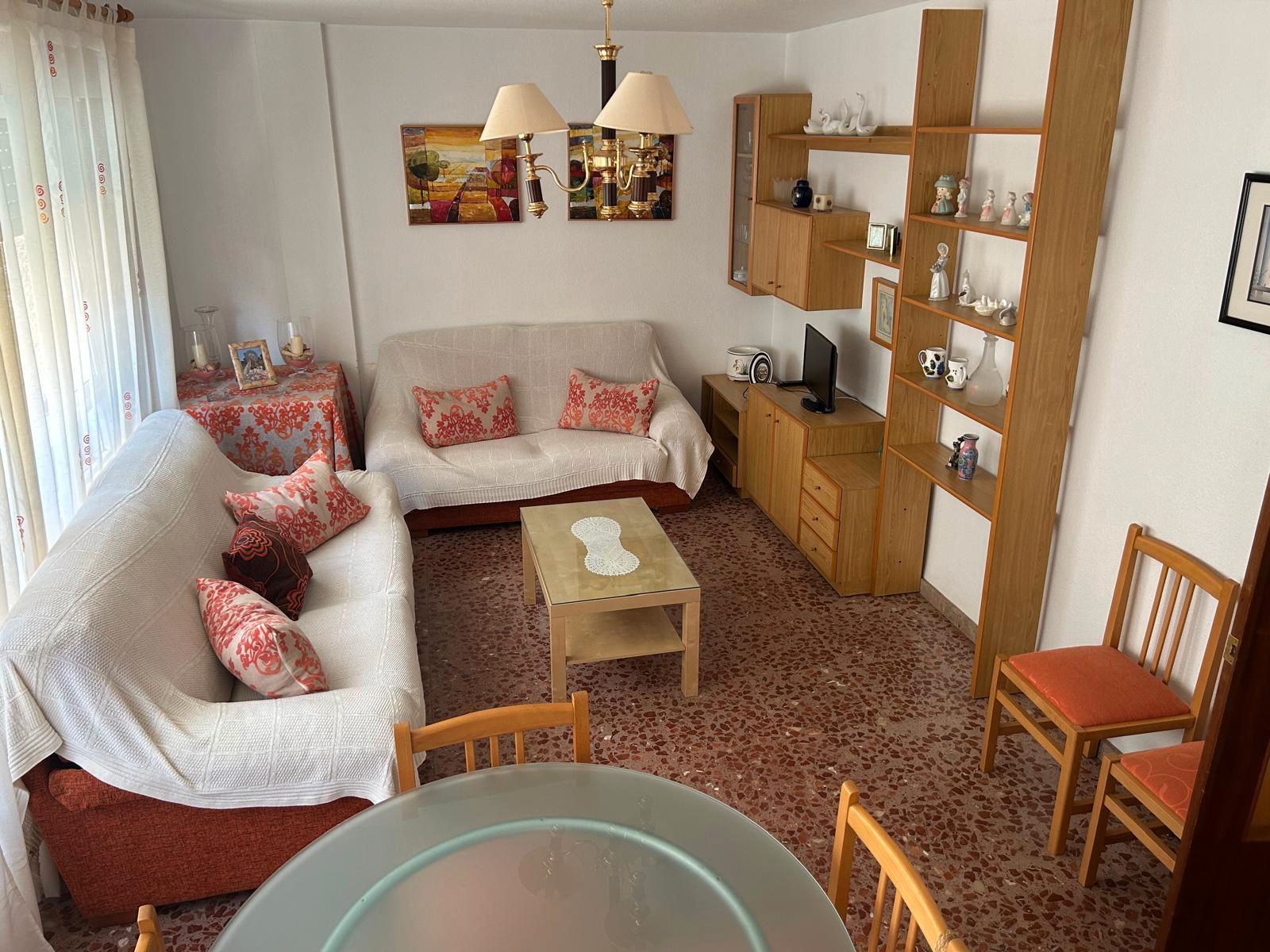 Sala de estar de Piso de alquiler en Águilas con Aire acondicionado, Amueblado y Balcón