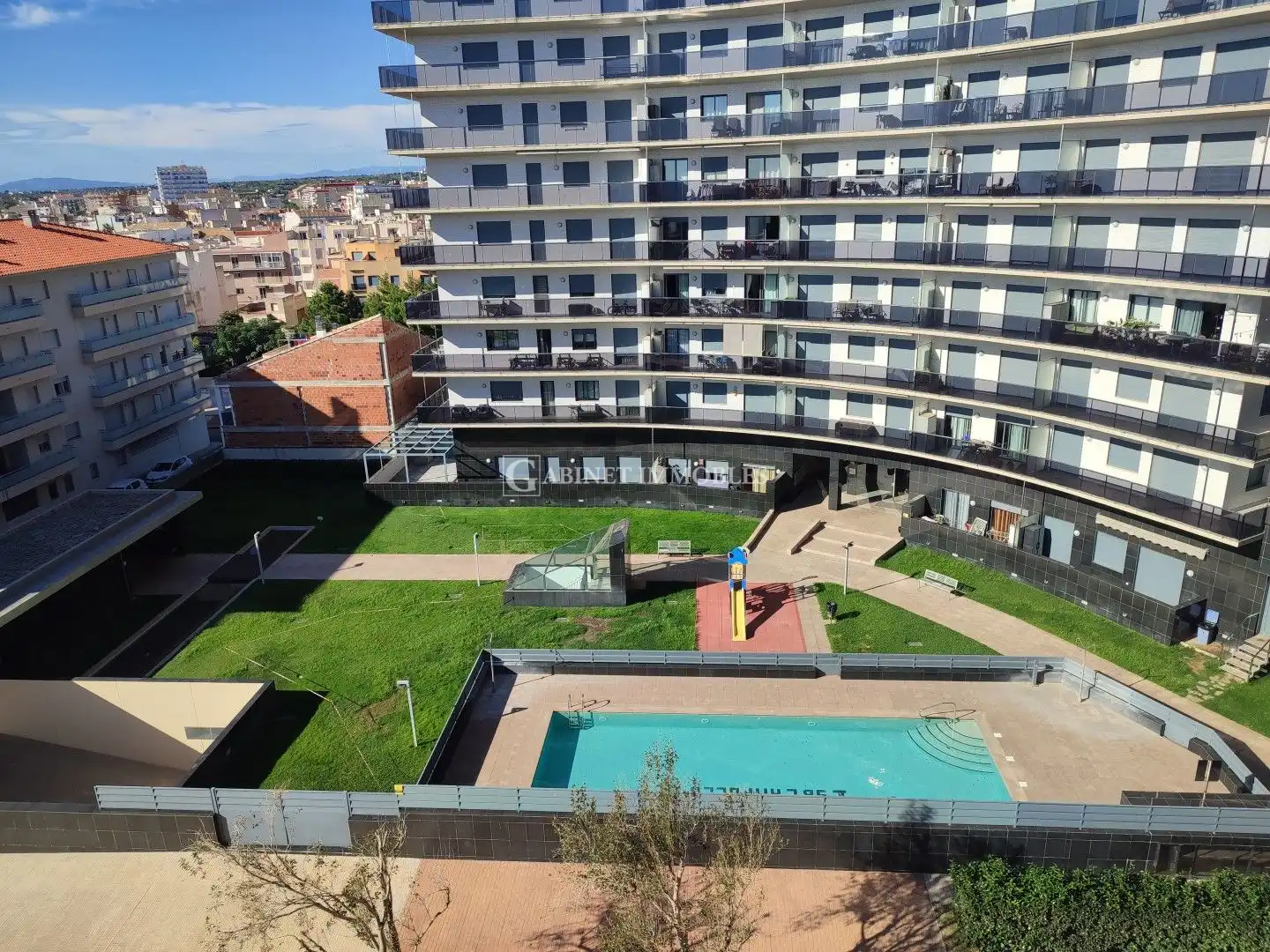 Schwimmbecken von Wohnungen zum Verkauf in L'Ampolla mit Klimaanlage, Heizung und Terrasse