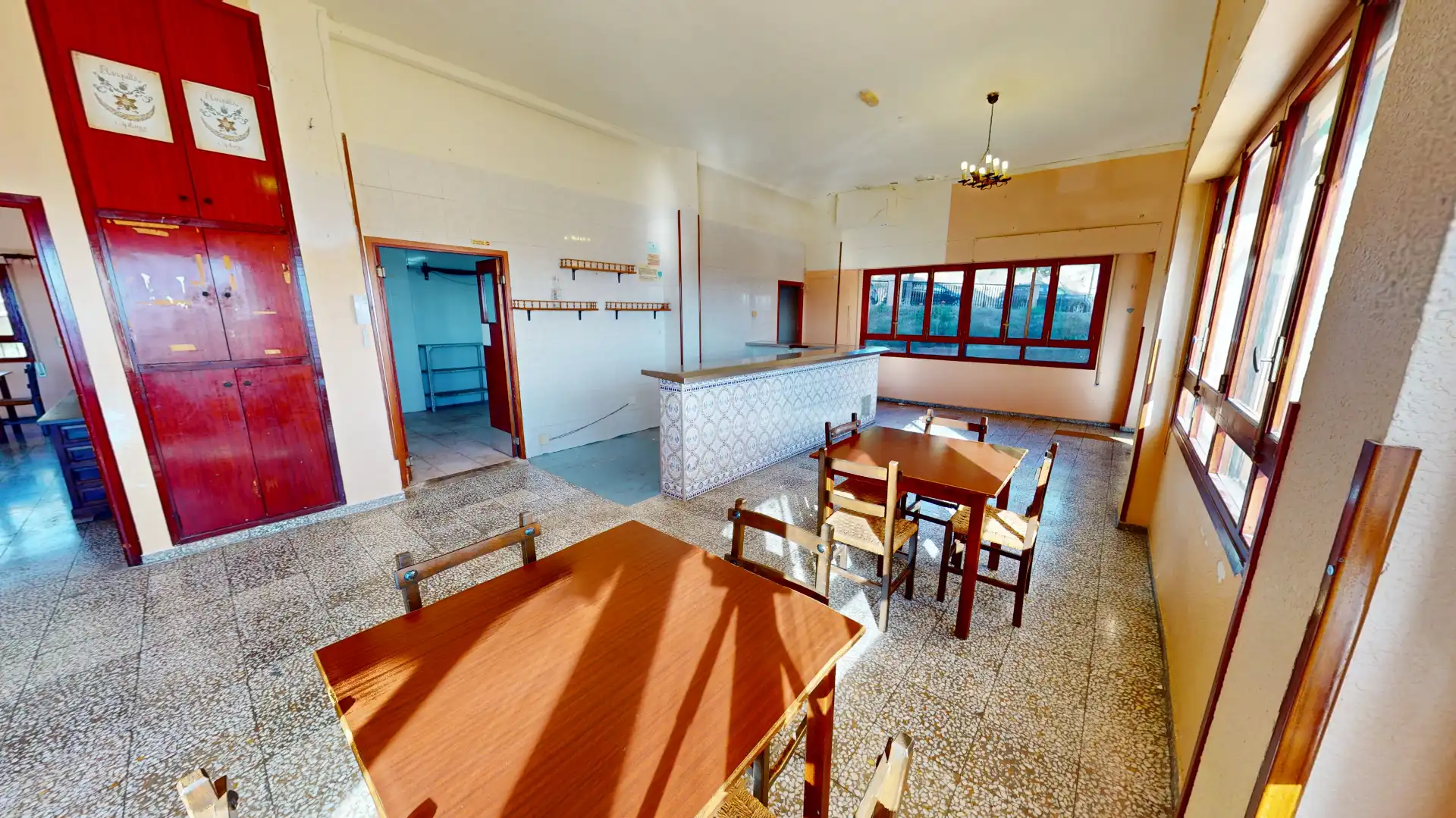 Commercial properties for sale in Busot  with Air Conditioner and Furnished